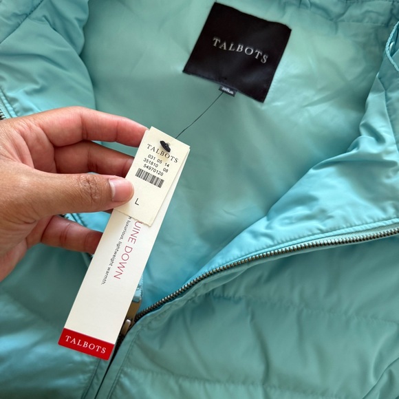 Talbots Blue Quilted Vest with Chevron Pattern NWT - Picture 8 of 10